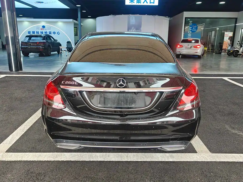 Mercedes-Benz C-Class — миниатюра 9