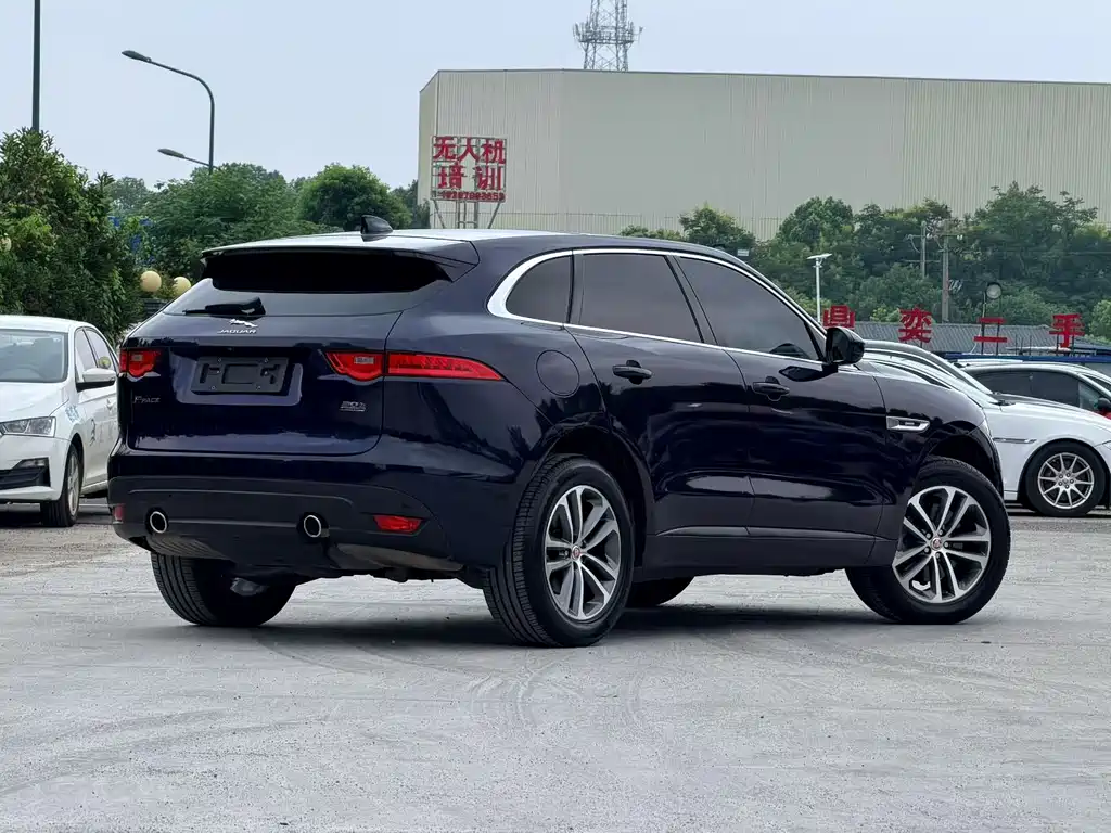 Jaguar F-PACE — миниатюра 7
