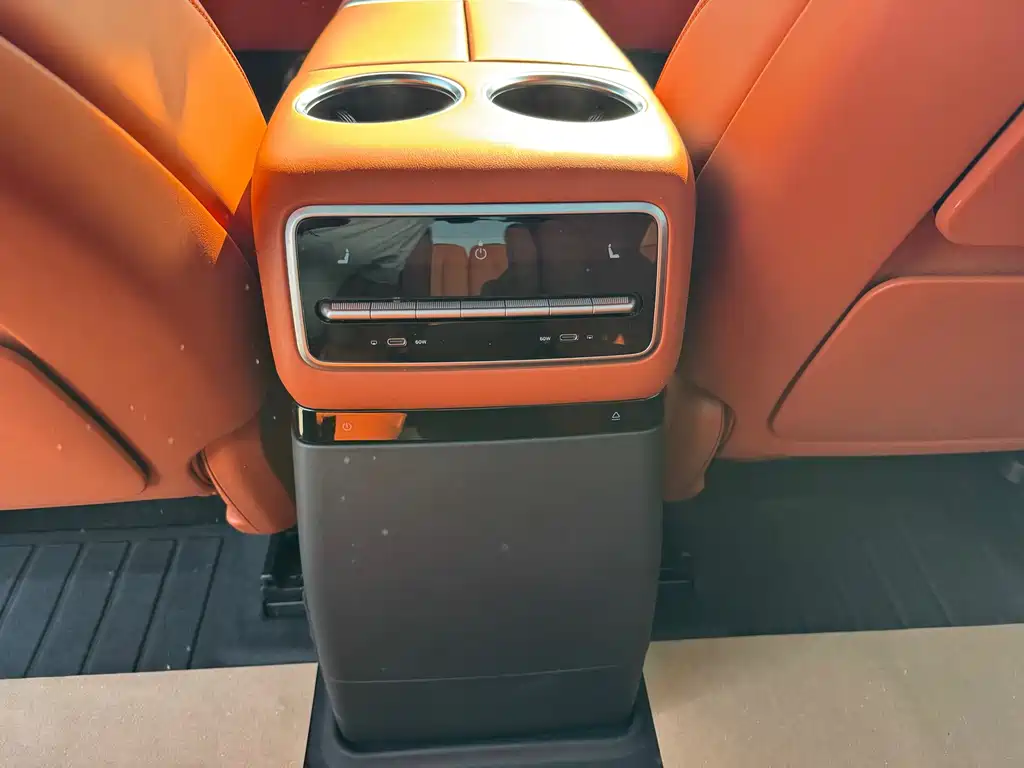 Li Auto Li L9 — миниатюра 14