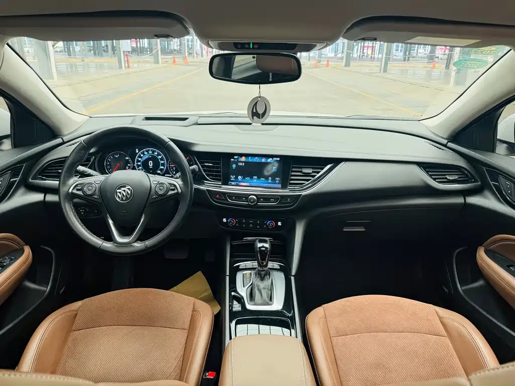 Buick Regal — миниатюра 13