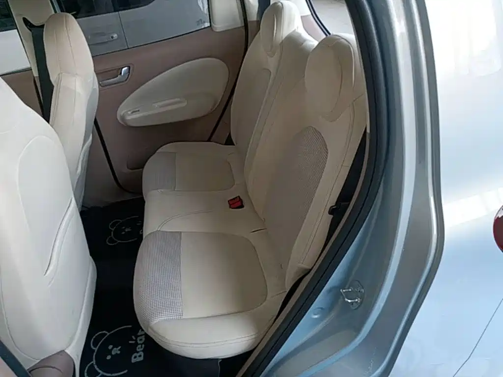 Wuling MINIEV — миниатюра 17
