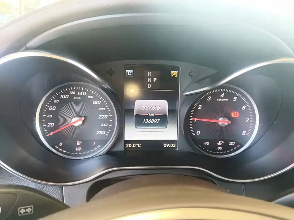 Mercedes-Benz GLC — миниатюра 12