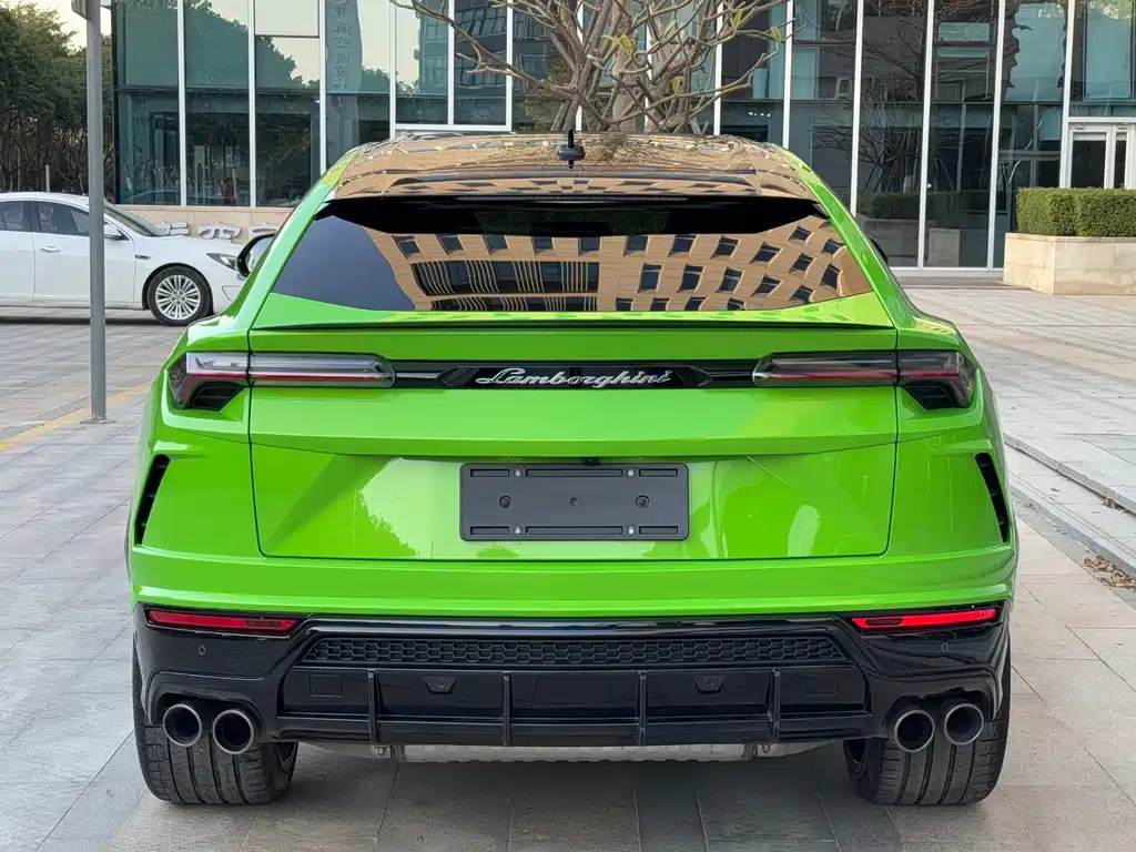 Lamborghini Urus 2021 4.0T V8