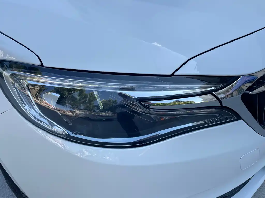 Buick Excelle — миниатюра 13