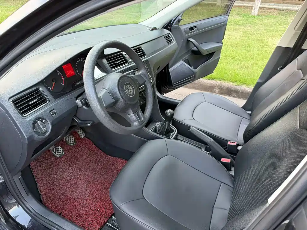 Volkswagen Santana — миниатюра 5