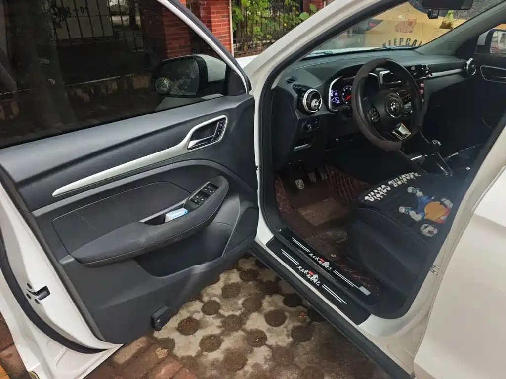 MG ZS — миниатюра 12