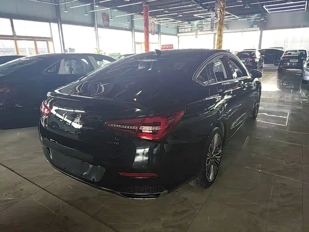 Hongqi Hongqi H5 — миниатюра 7