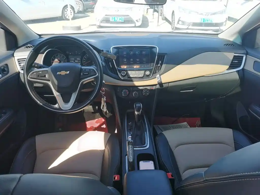 Chevrolet Monza — миниатюра 10