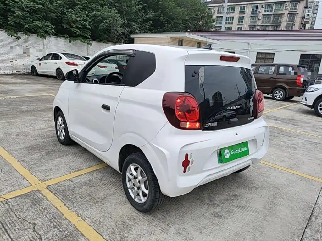 Roewe Clever — миниатюра 5