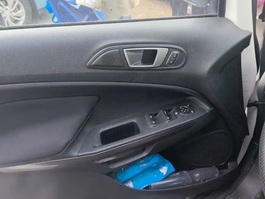 Ford Ecosport — миниатюра 7