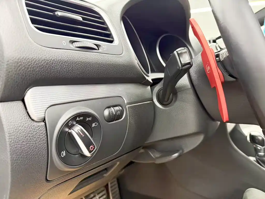 Volkswagen Golf (Import) — миниатюра 10