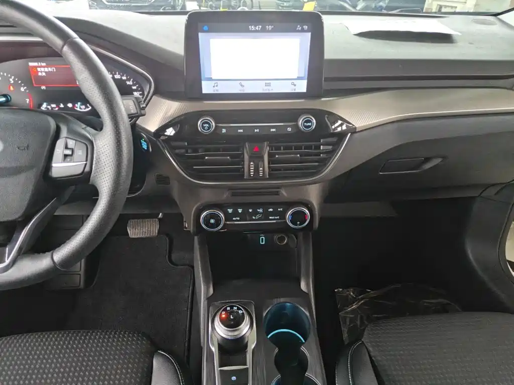Ford Focus — миниатюра 13