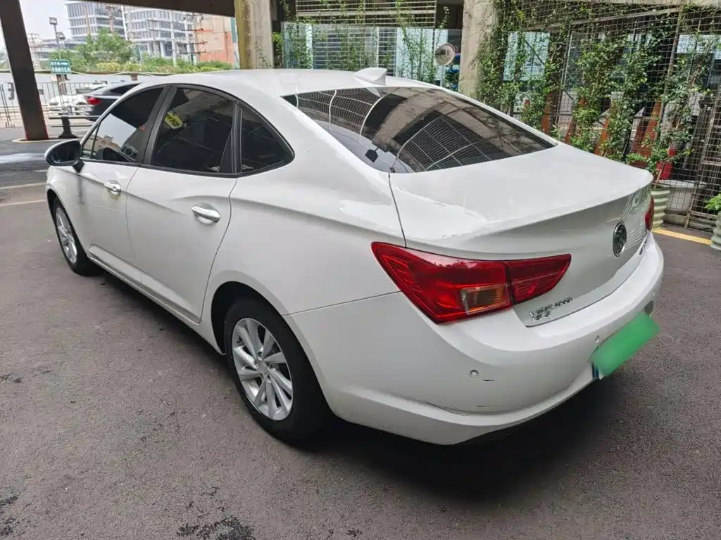 Buick Verano — миниатюра 5