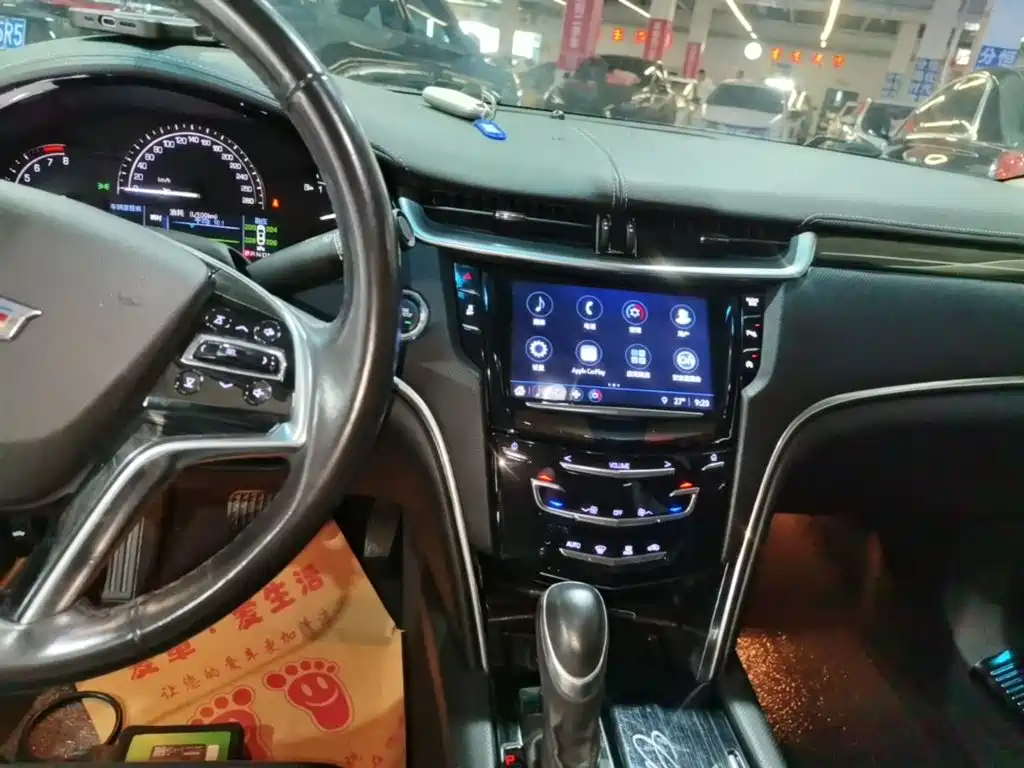 Cadillac XTS — миниатюра 13
