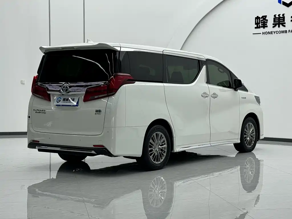 Toyota Alphard — фотографии объявления, Фото 15
