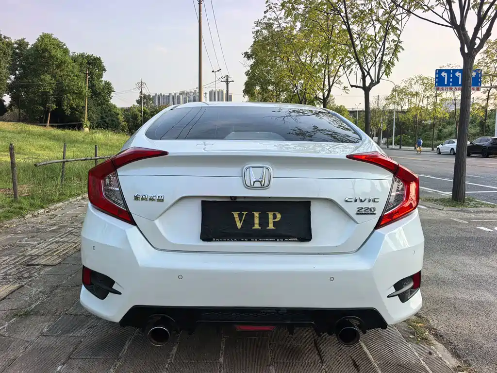 Honda Civic — миниатюра 6