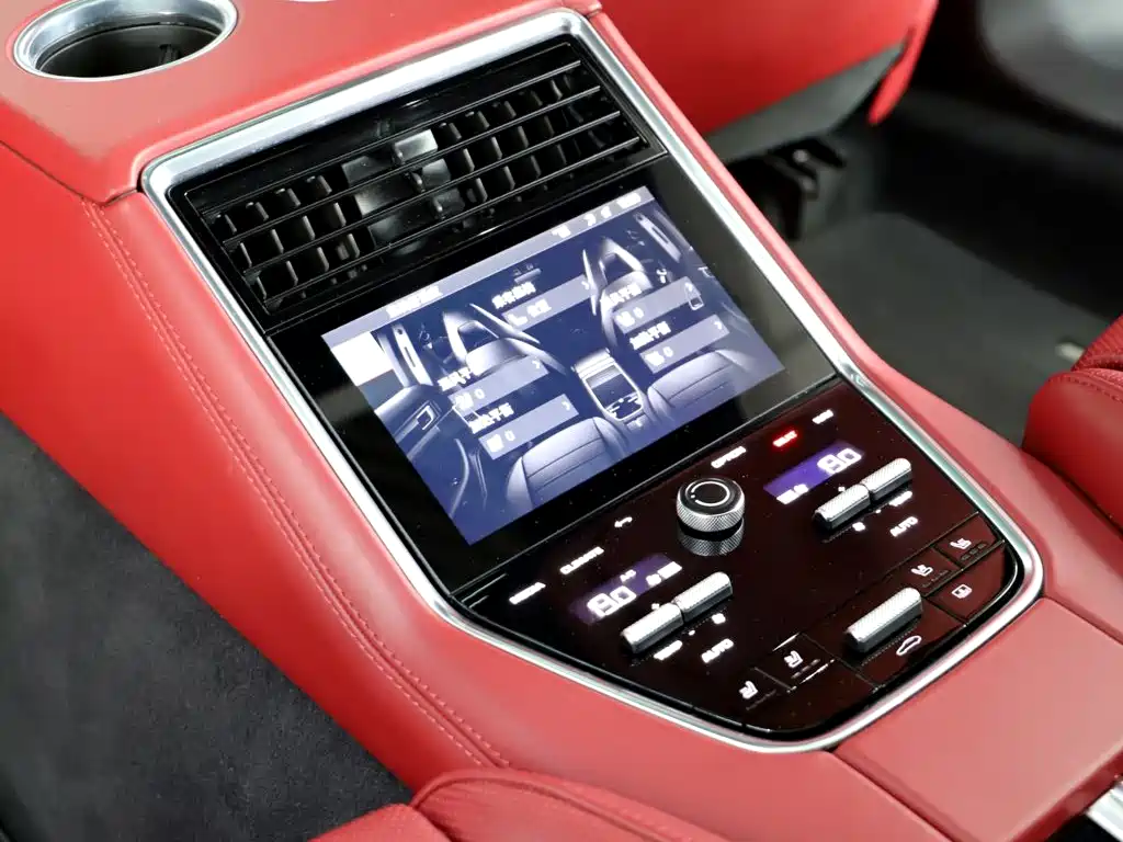 Porsche Panamera — миниатюра 11
