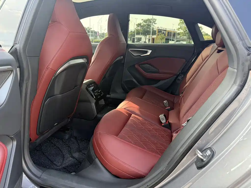 Audi A5L Sportback — миниатюра 11