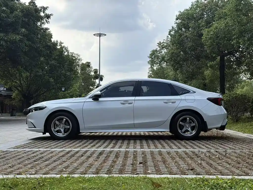 Honda Integra 240TURBO CVT Night Vision · Tech Edition, фото 5