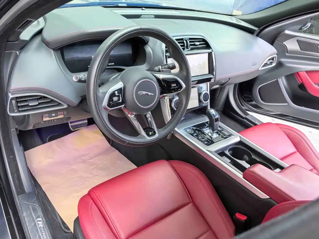 Jaguar XEL — миниатюра 4