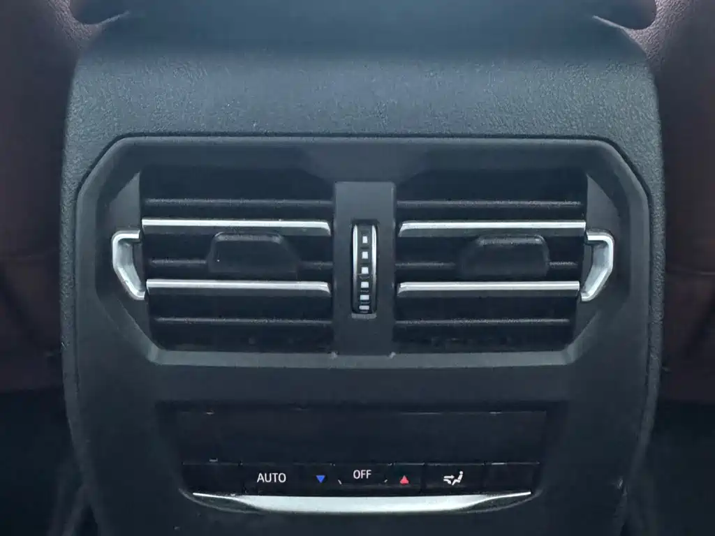 BMW 3 Series — миниатюра 14