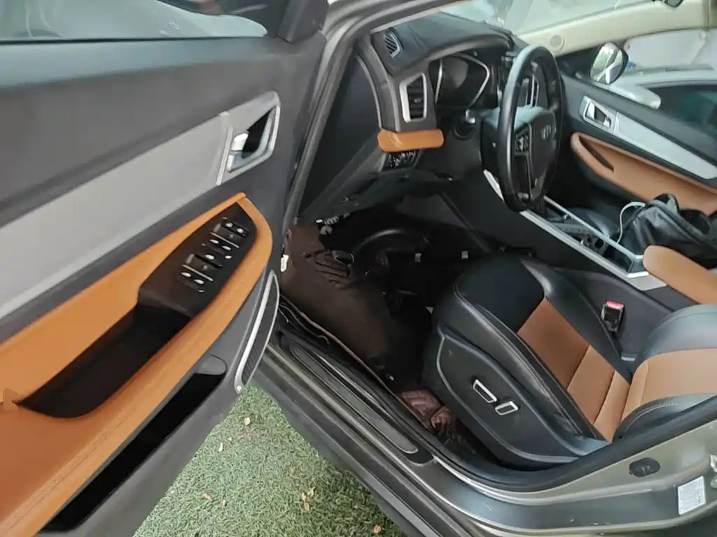 Geely Vision X6 — миниатюра 16