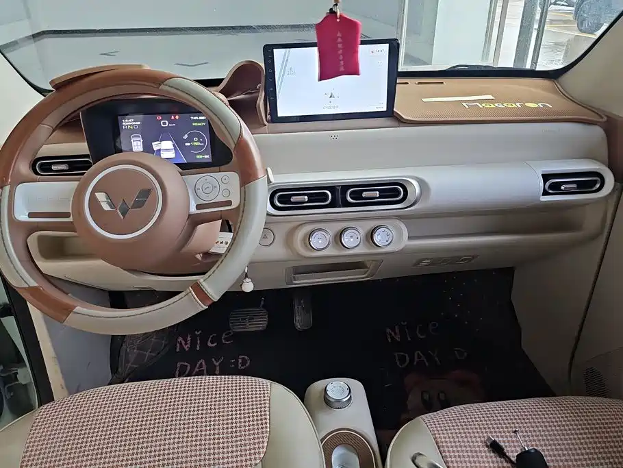 Wuling MINIEV — миниатюра 12