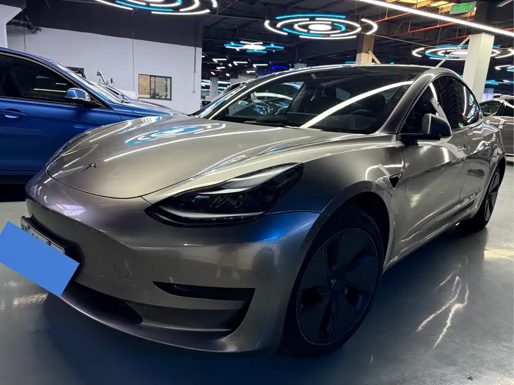 Tesla Model 3 2023