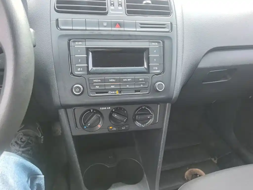 Volkswagen Polo — миниатюра 13