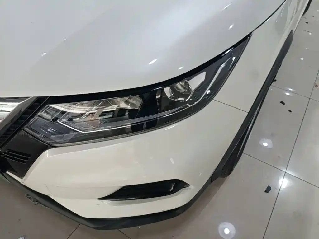 Nissan Qashqai — миниатюра 24