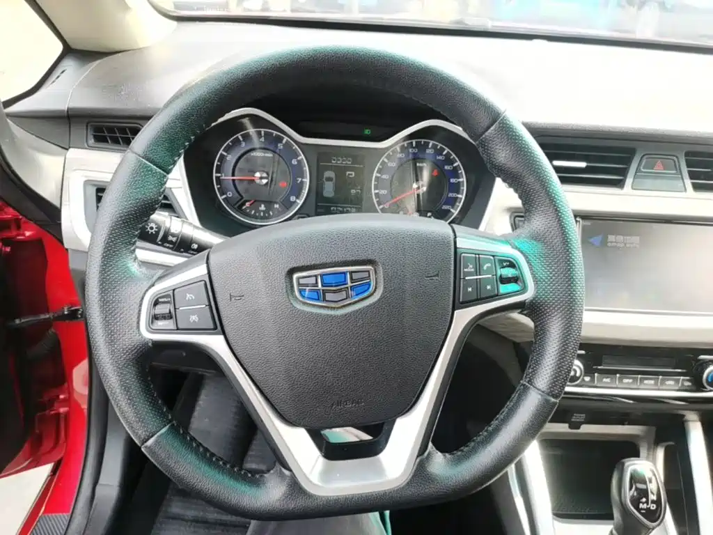 Geely Vision X3 — миниатюра 11
