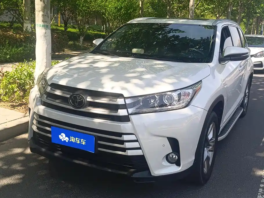 Toyota Highlander 2021