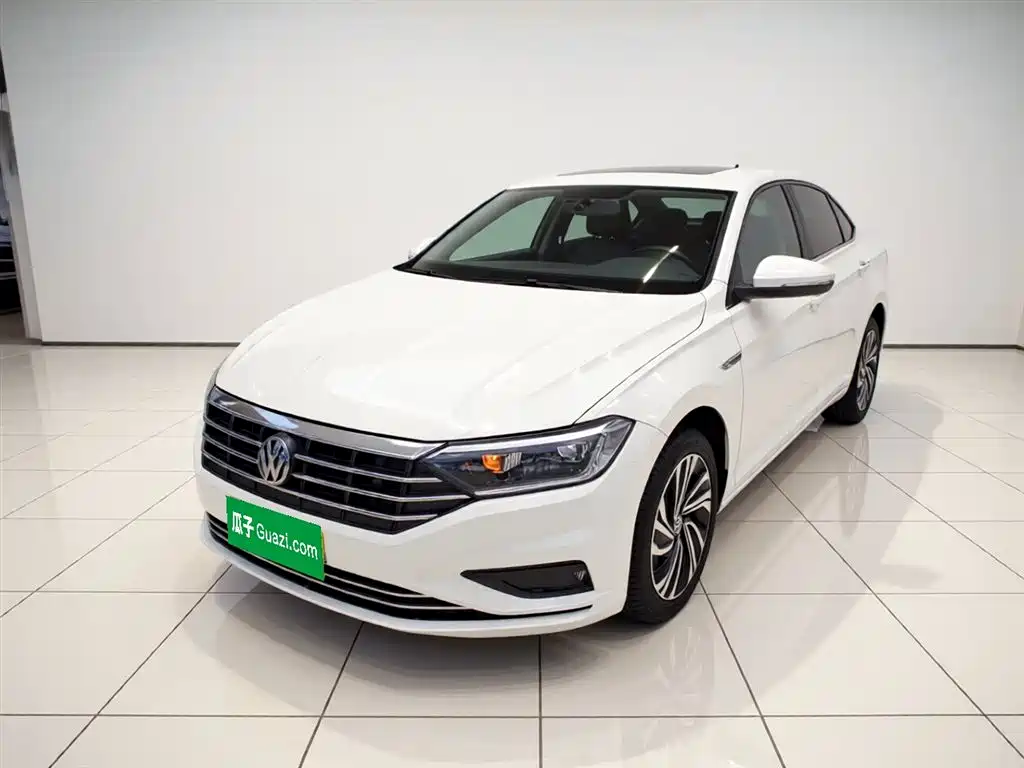 Volkswagen Sagitar 2022