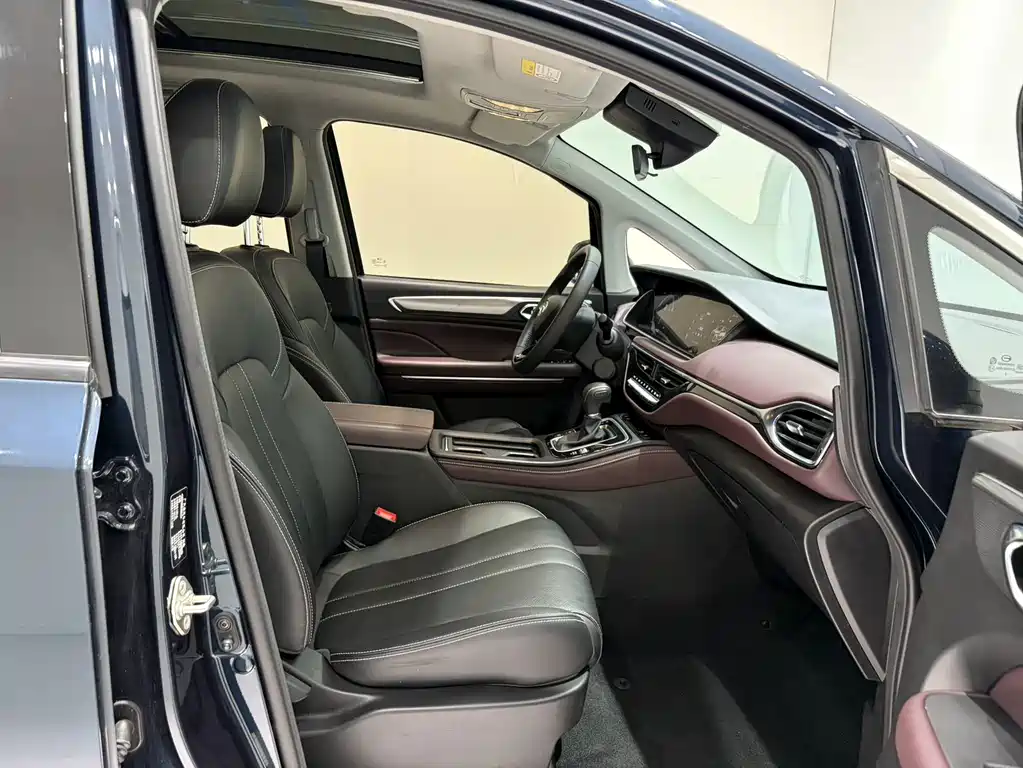 GAC Motor Trumpchi M6 — миниатюра 8