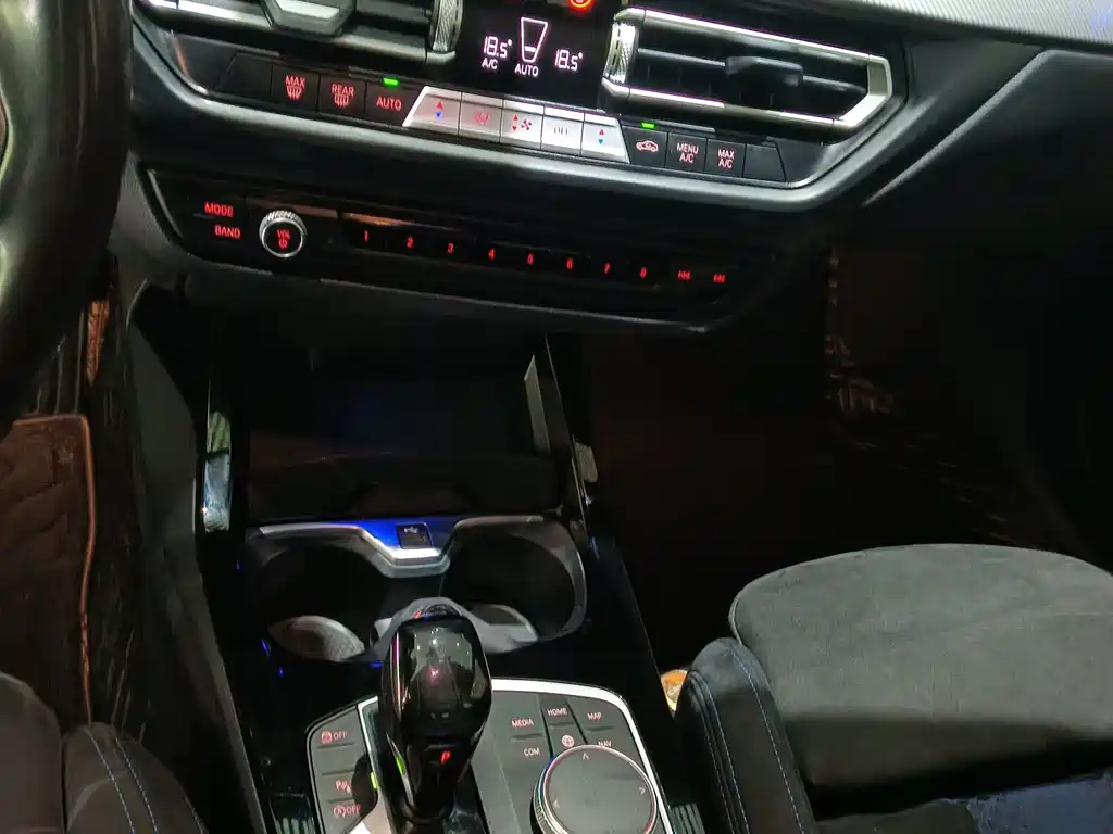 BMW 2 Series (Import) — миниатюра 7