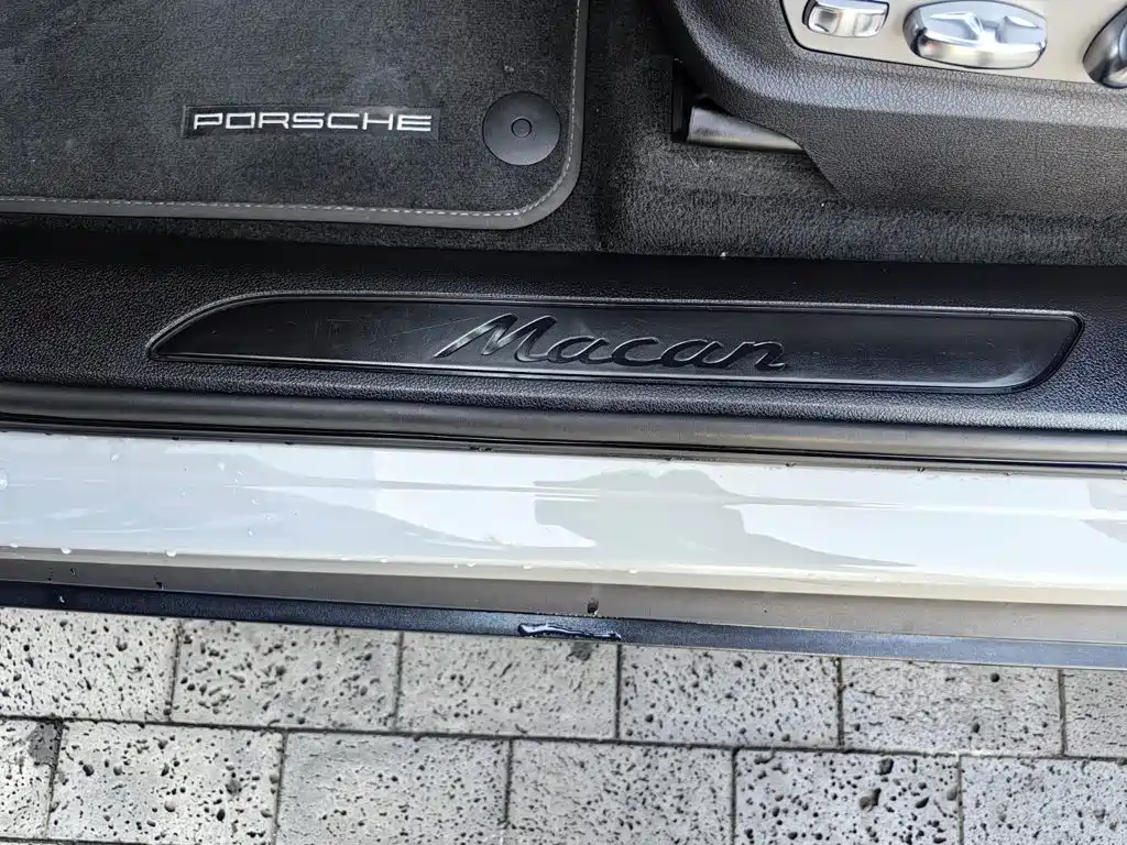 Porsche Macan — миниатюра 18