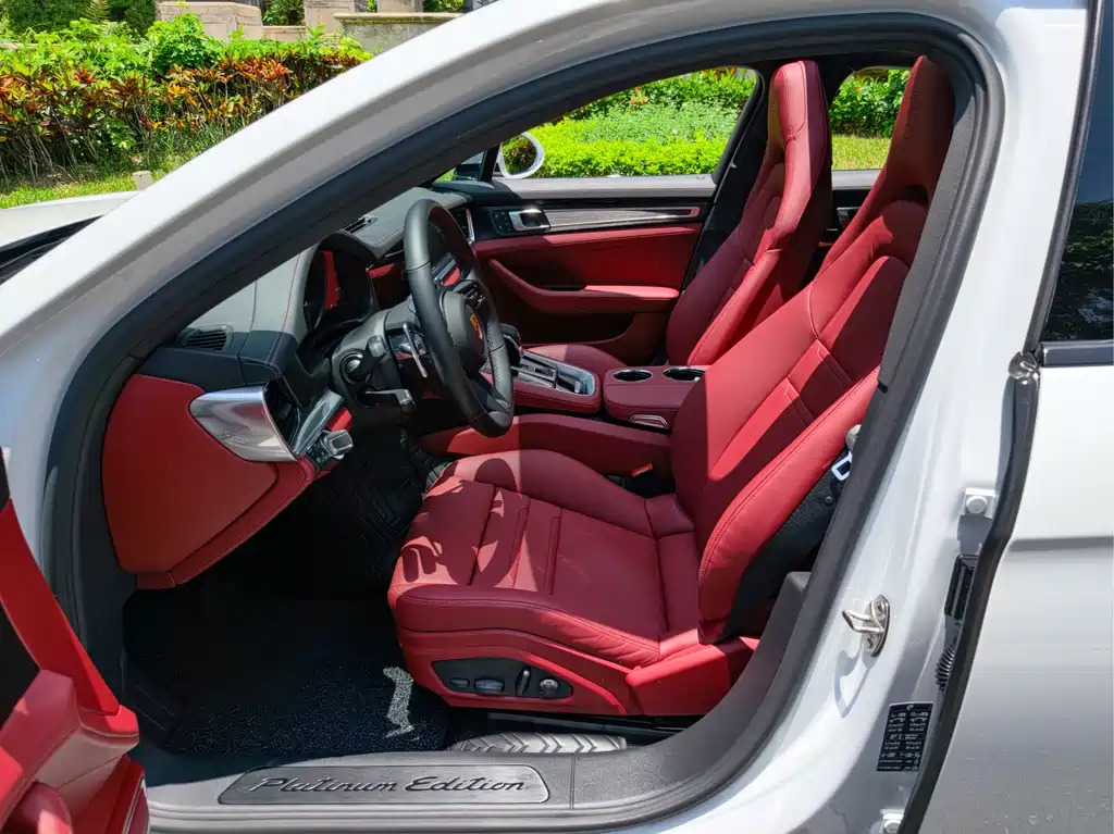 Porsche Panamera — миниатюра 9