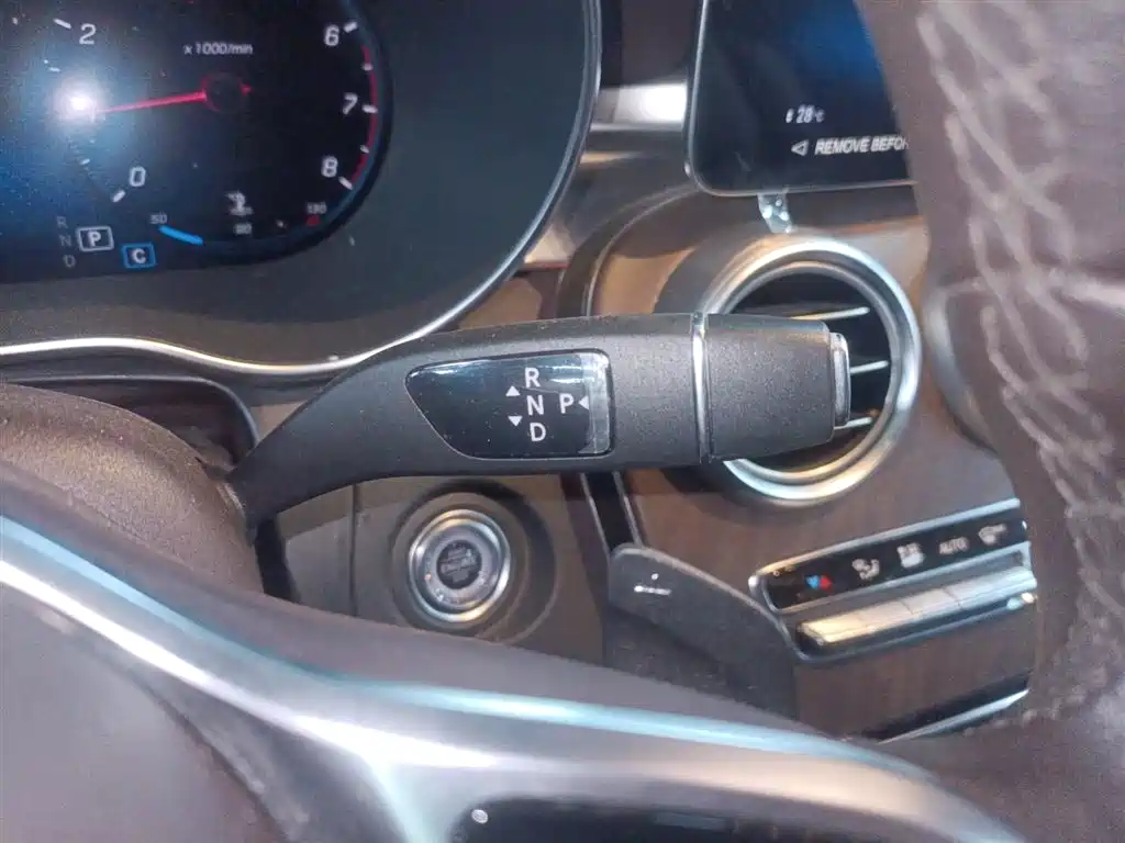 Mercedes-Benz GLC 2022 GLC 260 L 4MATIC Luxury