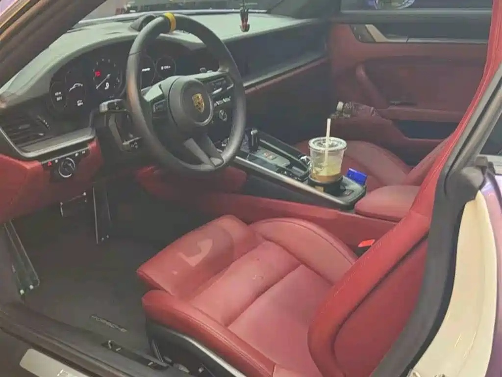 Porsche 911 2022 Carrera 3.0T