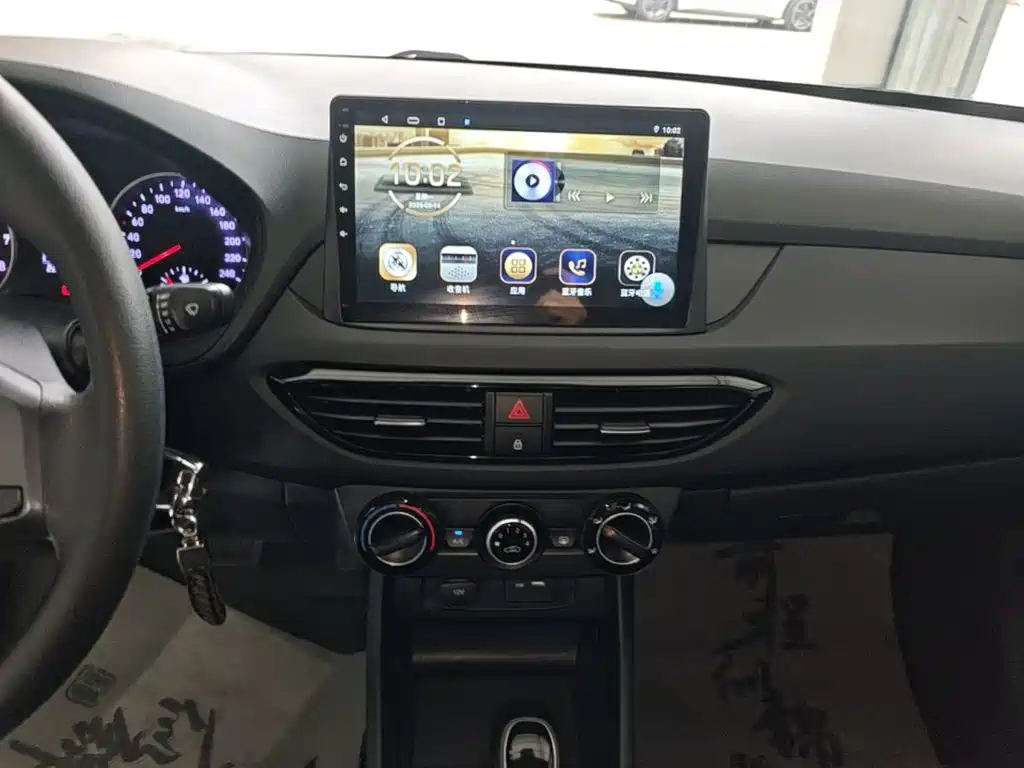 Hyundai Elantra — миниатюра 13