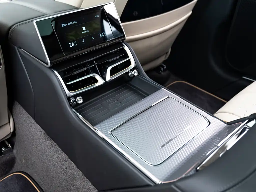 BENTLEY FLYING SPUR PLUG IN HYBRID