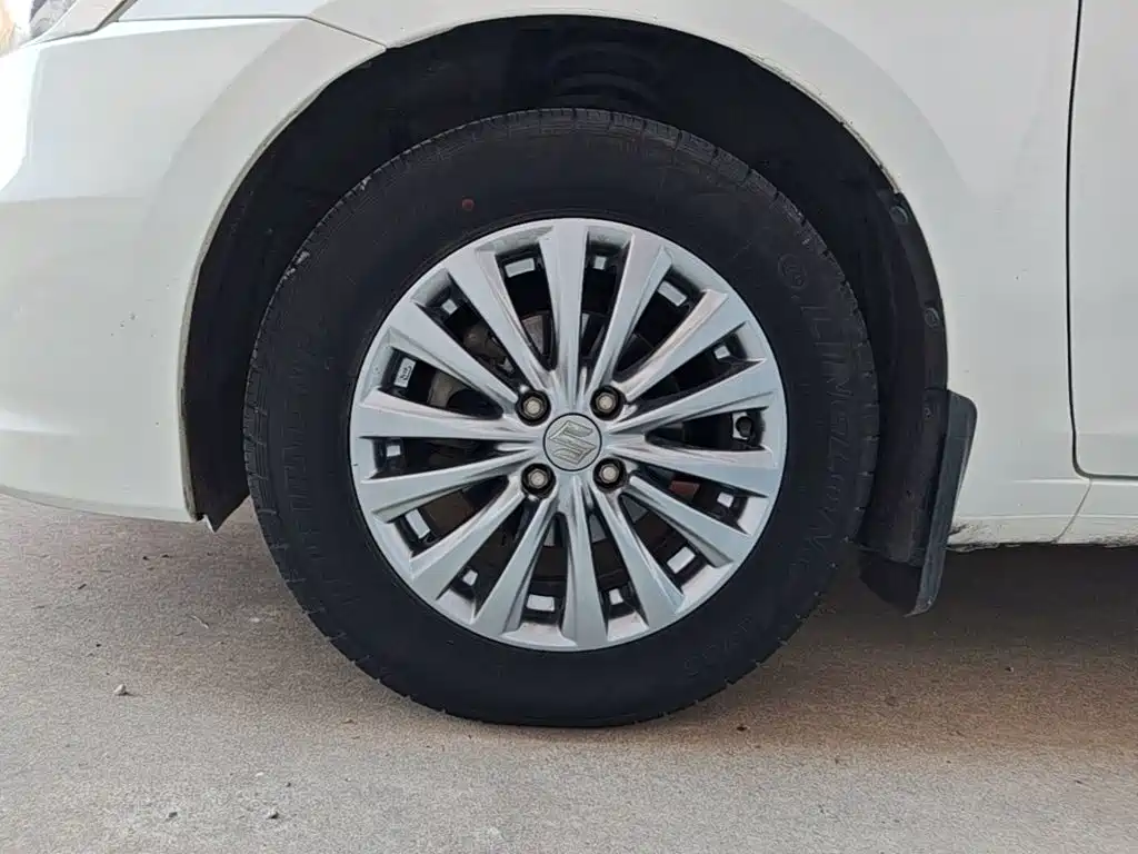 Suzuki Alivio — миниатюра 23