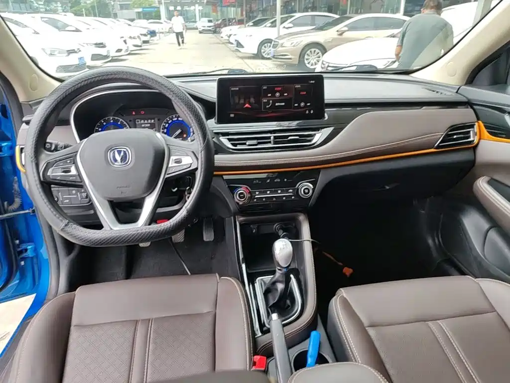 Changan Eado DT — миниатюра 10
