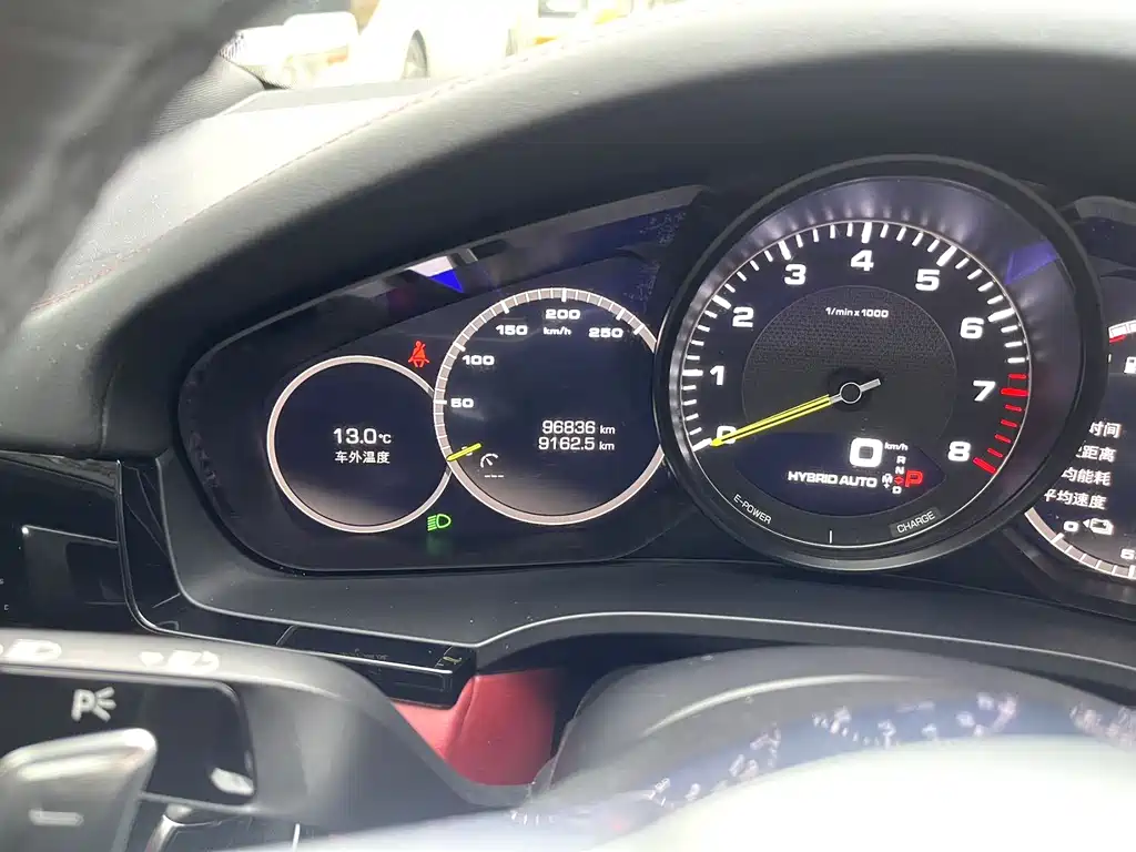 PORSCHE CAYENNE NEW ENERGY