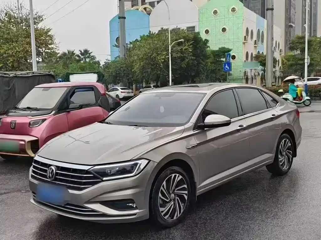 Volkswagen Sagitar 2021