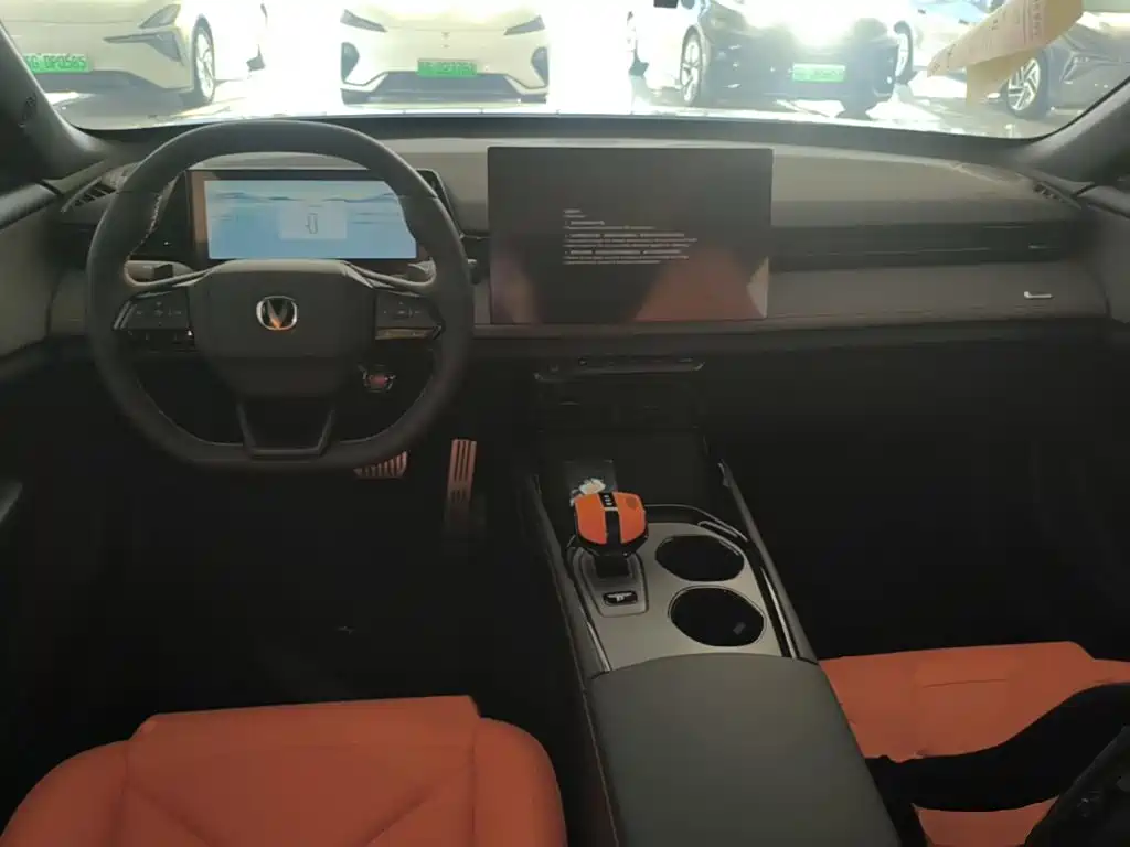 Changan UNI-V — миниатюра 10