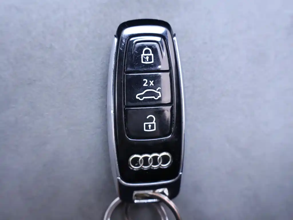 Audi A6L — миниатюра 25