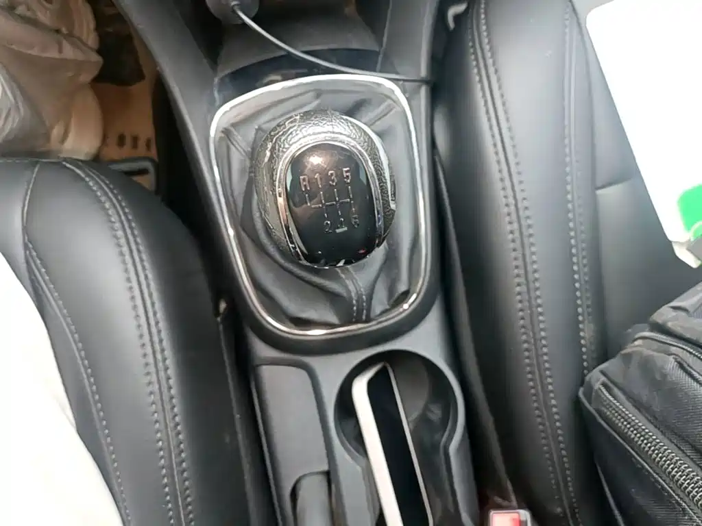 Buick Encore — миниатюра 14
