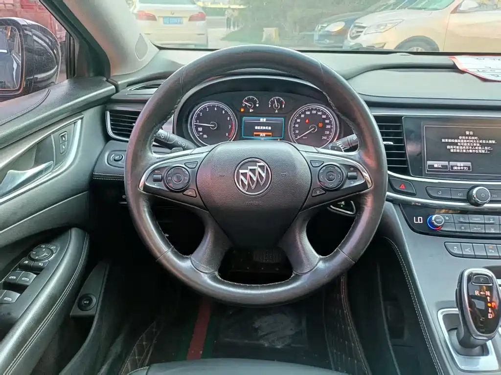 Buick LaCrosse 2016 28T Elite