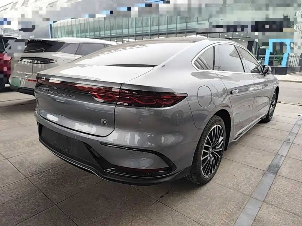 BYD Han — миниатюра 7
